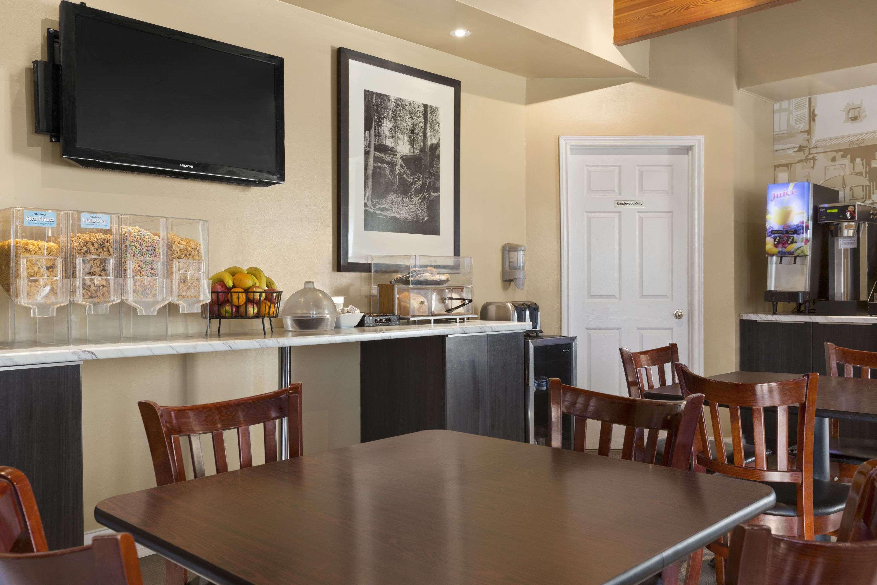 Thriftlodge Saskatoon Bagian luar foto