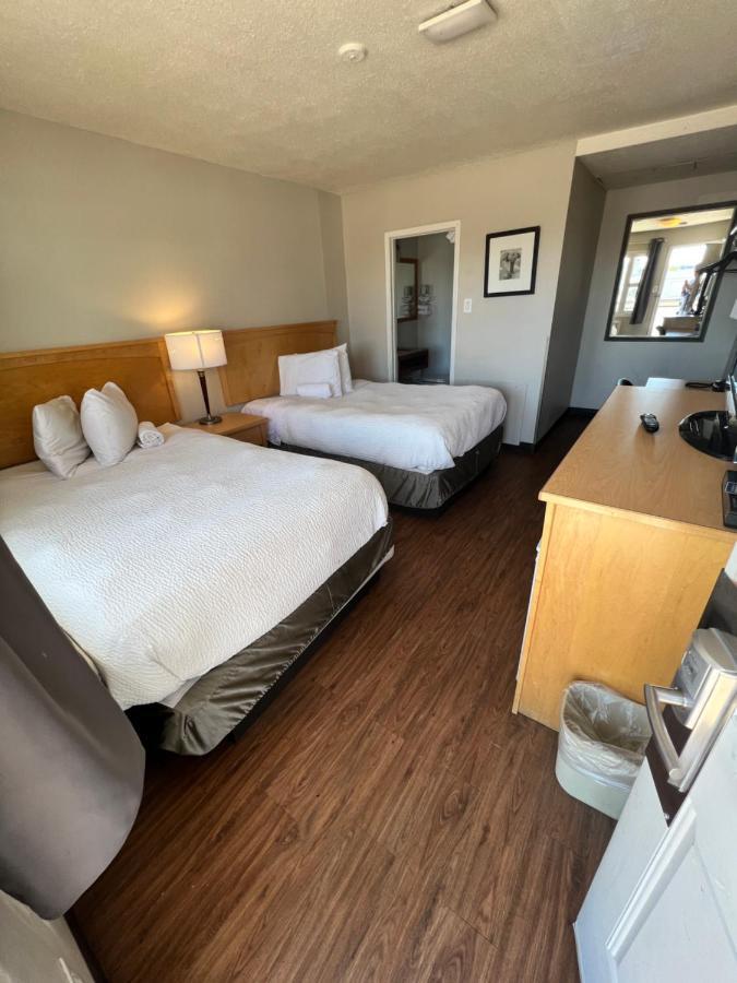 Thriftlodge Saskatoon Bagian luar foto