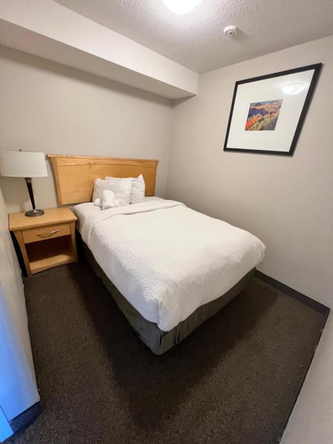 Thriftlodge Saskatoon Bagian luar foto