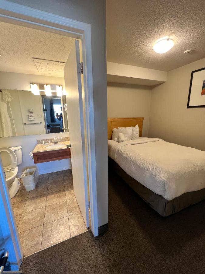 Thriftlodge Saskatoon Bagian luar foto
