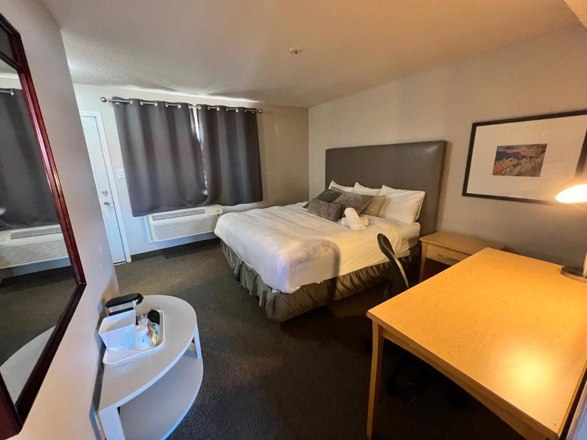 Thriftlodge Saskatoon Bagian luar foto