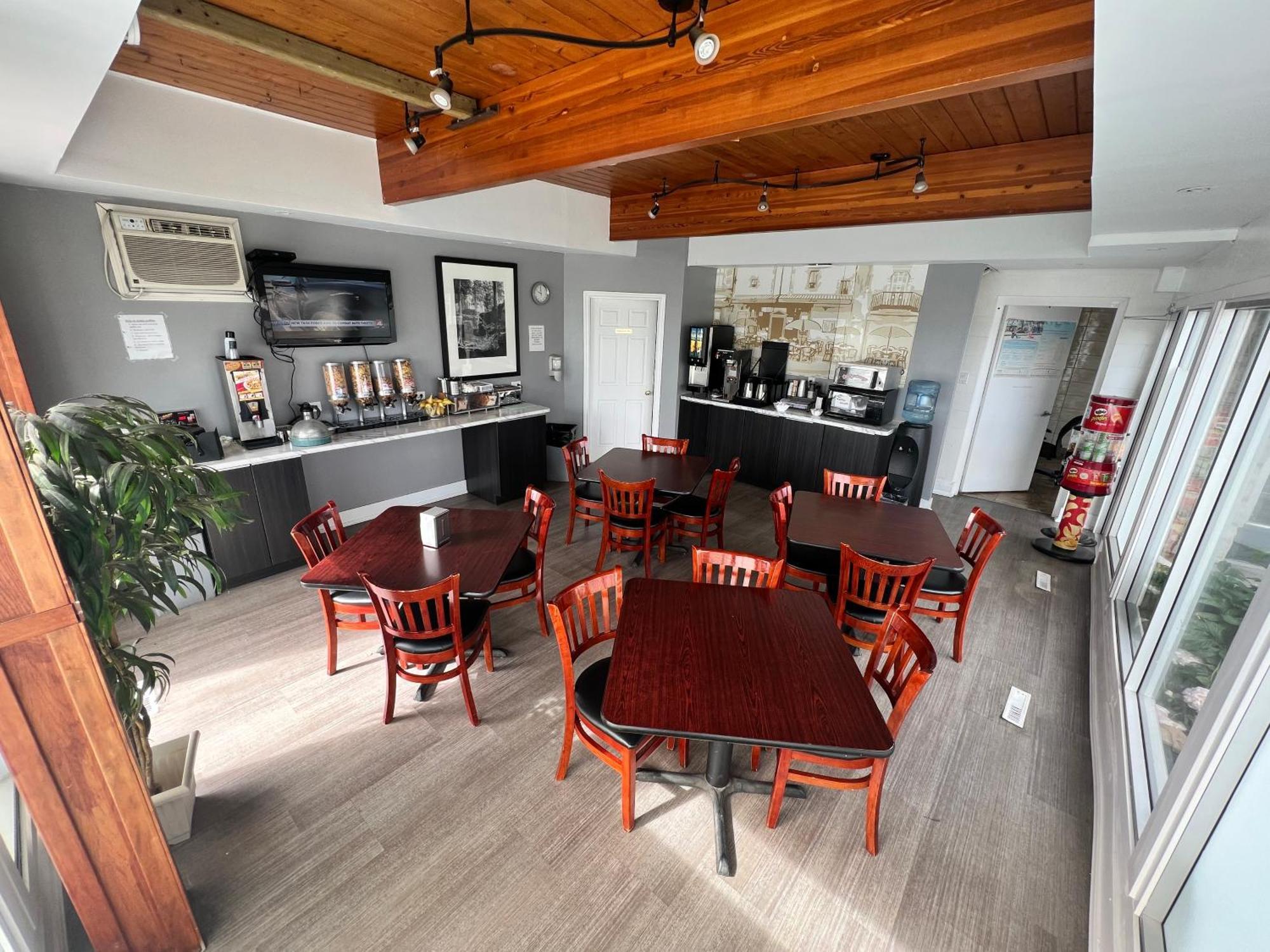 Thriftlodge Saskatoon Bagian luar foto